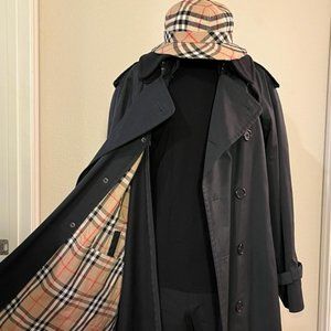 Vintage BURBERRYS OF LONDON Classic Navy-Blue Trench Coat Men's Size 40R